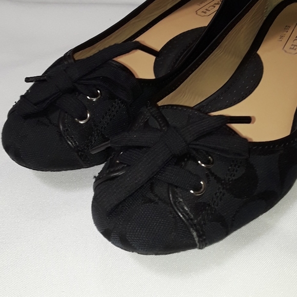 Coach Signature Josie Flats - Picture 10 of 11